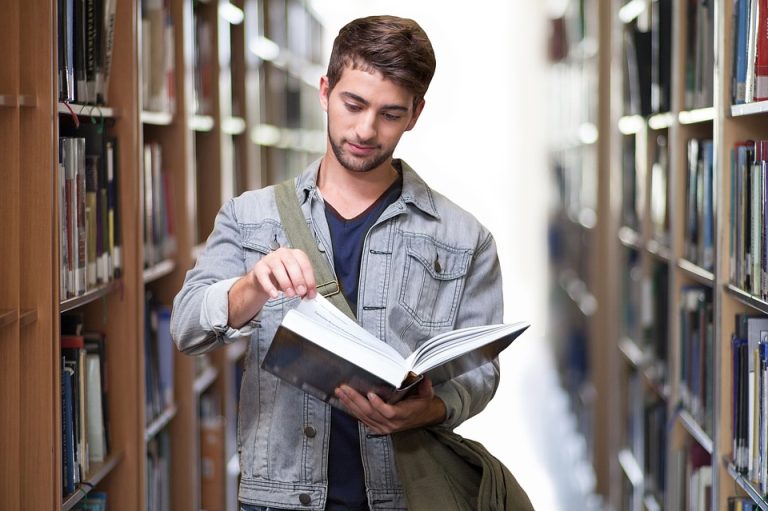 5 questions pour accueillir un stagiaire