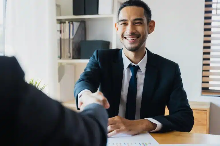 Les bonnes pratiques pour intégrer un nouveau salarié